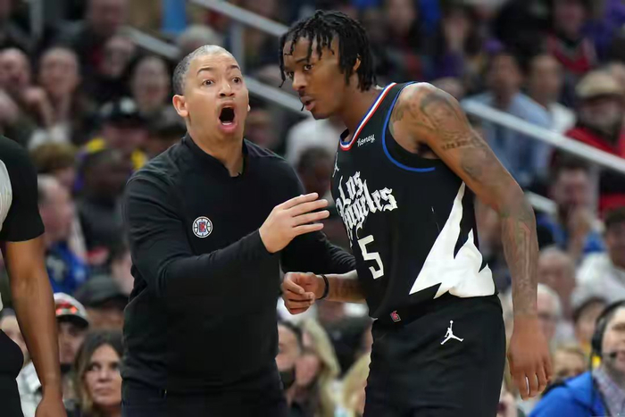 海兰德爆发率队取胜 森林狼赌对了