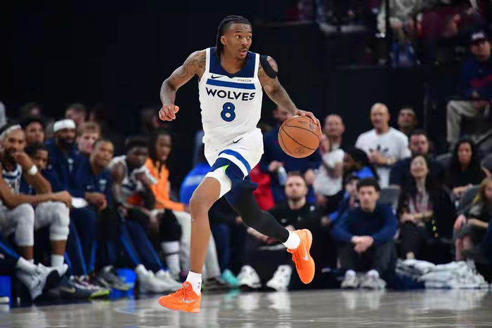 海兰德爆发率队取胜 森林狼赌对了