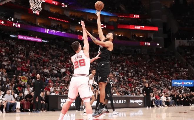 火箭主场失利拱手让出季后赛首轮优势